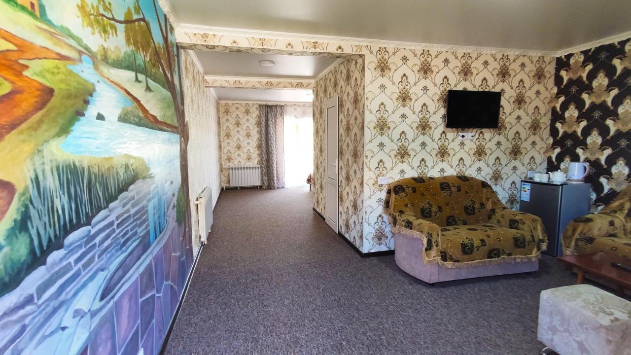 Hotel Natalia Kaji-Say 외부 사진