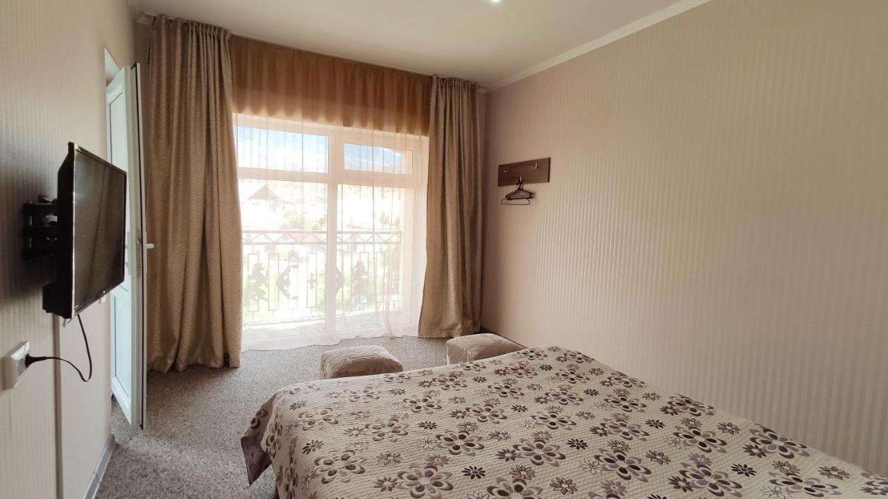 Hotel Natalia Kaji-Say 외부 사진